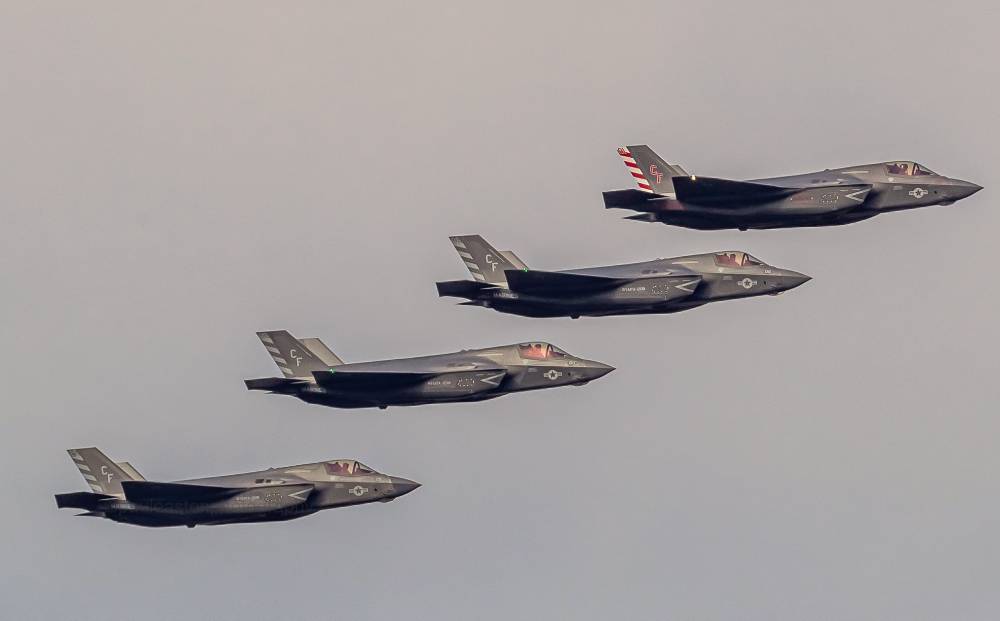 Simply Planes Image